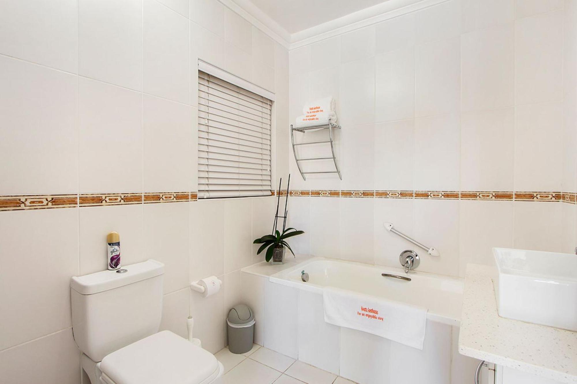 Kwantu Guesthouse 1 ケープタウン エクステリア 写真