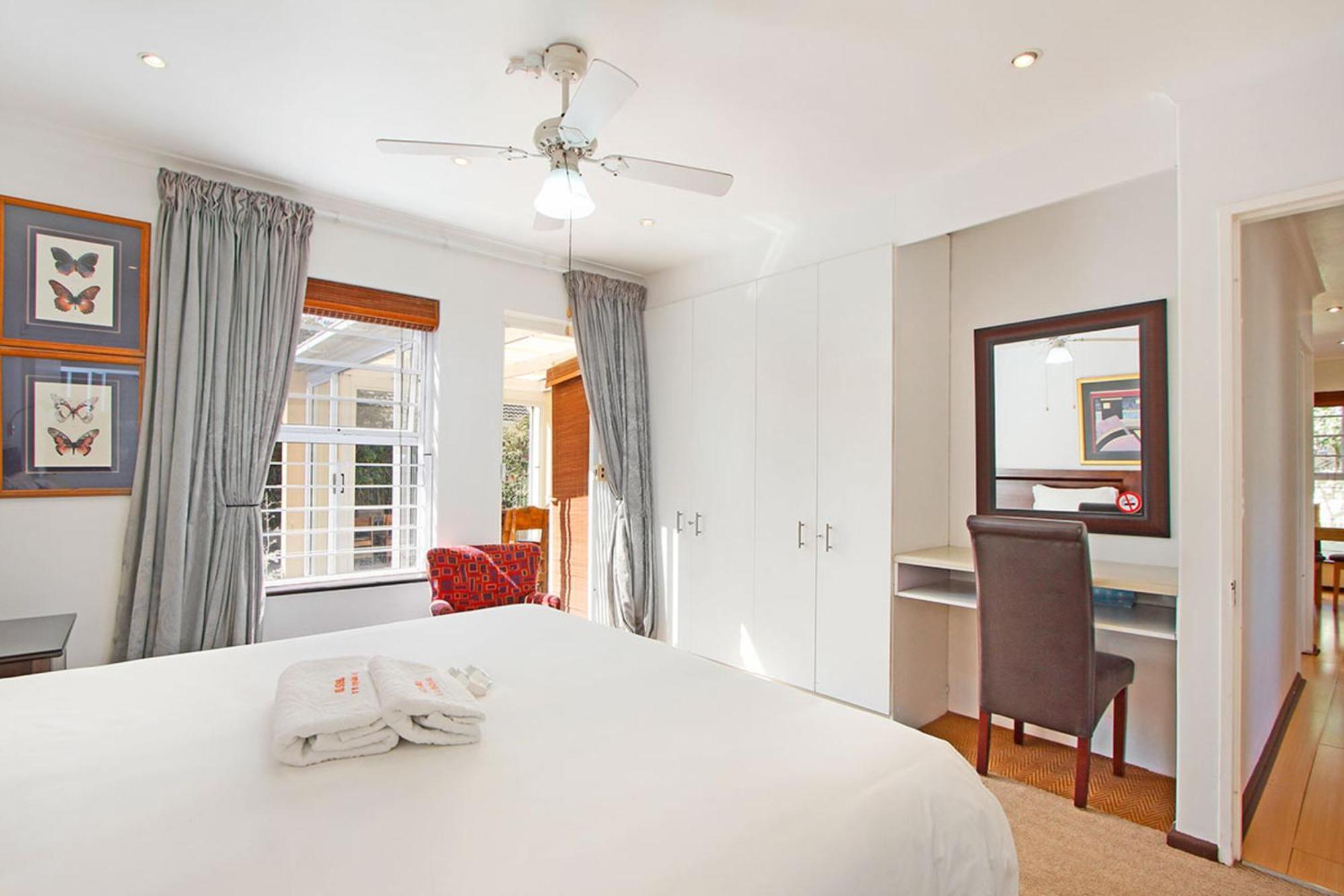 Kwantu Guesthouse 1 ケープタウン エクステリア 写真
